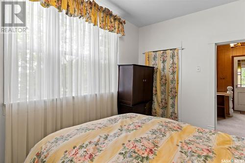 207 4Th Avenue E, Watrous, SK - Indoor Photo Showing Bedroom