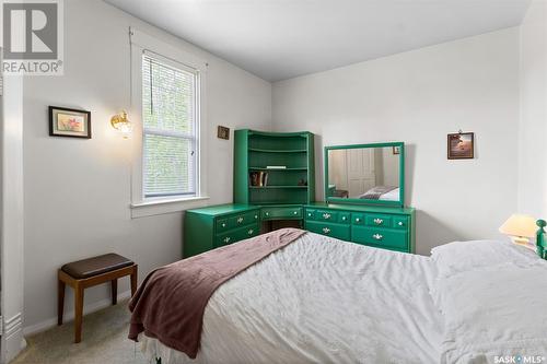 207 4Th Avenue E, Watrous, SK - Indoor Photo Showing Bedroom