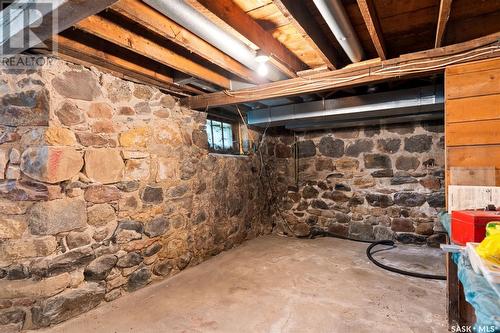 207 4Th Avenue E, Watrous, SK - Indoor Photo Showing Basement