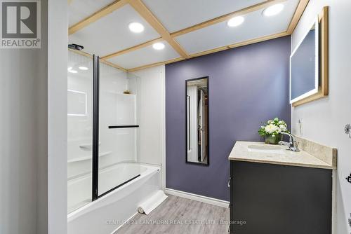 857 River Road, Belleville, ON - Indoor Photo Showing Bathroom