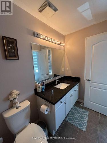 66 Seascape(Upper) Crescent, Brampton, ON - Indoor Photo Showing Bathroom