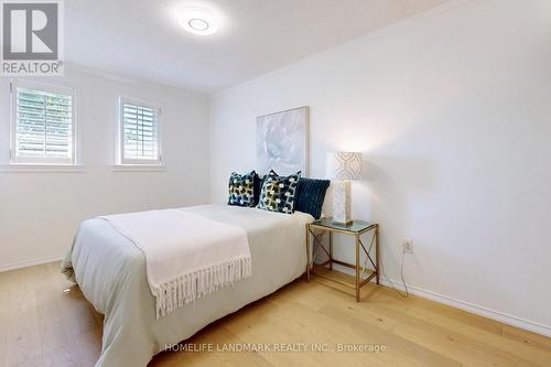 30 Ambler Bay, Barrie, ON - Indoor Photo Showing Bedroom