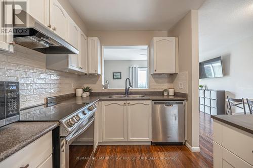 163 Southwinds Crescent, Midland, ON - Indoor Photo Showing Kitchen With Stainless Steel Kitchen With Double Sink With Upgraded Kitchen