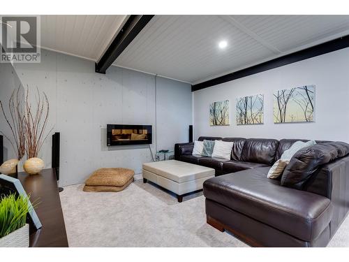 1608 Braeburn Court, West Kelowna, BC - Indoor Photo Showing Living Room With Fireplace