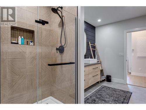 1608 Braeburn Court, West Kelowna, BC - Indoor Photo Showing Bathroom