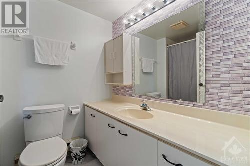 6 Terrace Drive Unit#207, Ottawa, ON - Indoor Photo Showing Bathroom