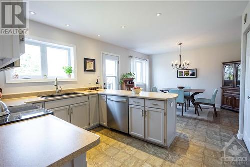 1472 South Russell Road, Russell, ON - Indoor Photo Showing Kitchen With Double Sink