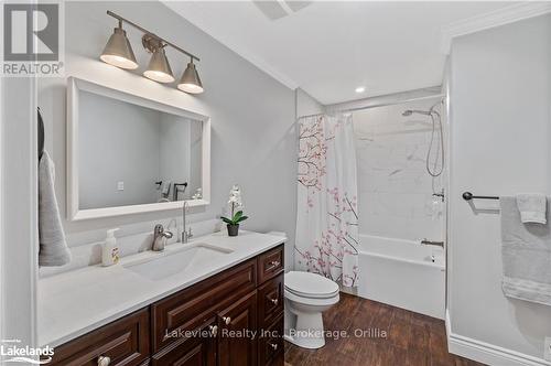 3914 Rosemary Lane, Innisfil, ON - Indoor Photo Showing Bathroom