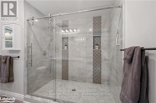 3914 Rosemary Lane, Innisfil, ON - Indoor Photo Showing Bathroom