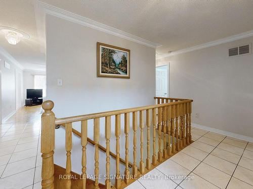 622 Bristol Rd W, Mississauga, ON - Indoor Photo Showing Other Room