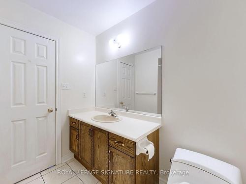 622 Bristol Rd W, Mississauga, ON - Indoor Photo Showing Bathroom