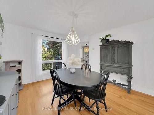 8 Grace Crt, Caledon, ON - Indoor Photo Showing Dining Room