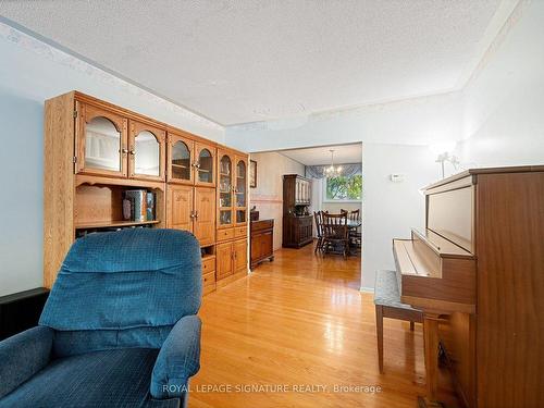 3462 Bannerhill Ave, Mississauga, ON - Indoor Photo Showing Other Room