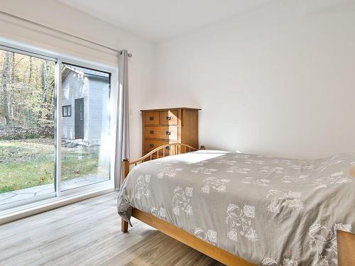 Chambre Ã Â coucher - 217 Rue Des Pinsons, Magog, QC - Indoor Photo Showing Bedroom