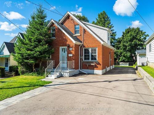 115 Lancaster St W, Kitchener, ON - Outdoor