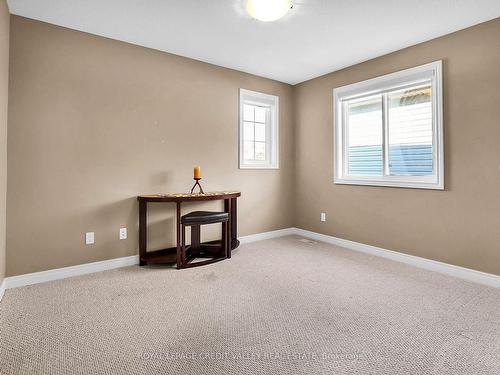 6532 Mary Dr, Niagara Falls, ON - Indoor Photo Showing Other Room