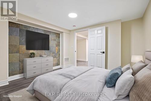 755 Drury Lane, Burlington, ON - Indoor Photo Showing Bedroom