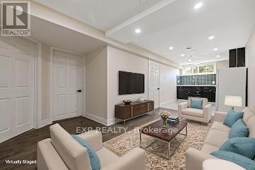 755 Drury Lane, Burlington, ON - Indoor Photo Showing Living Room