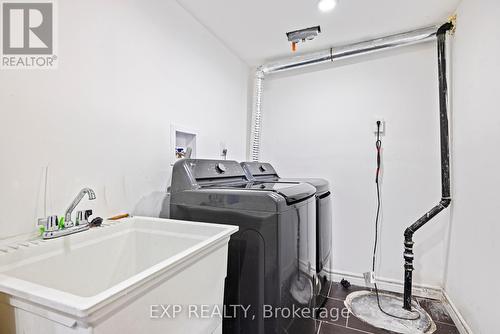 755 Drury Lane, Burlington, ON - Indoor Photo Showing Laundry Room