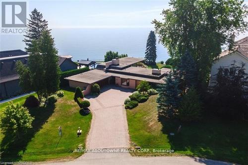 1044 Argyle Drive, Oakville, ON - Outdoor With Body Of Water