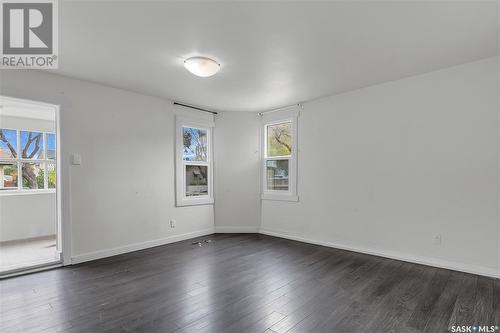 1517 B Avenue N, Saskatoon, SK - Indoor Photo Showing Other Room