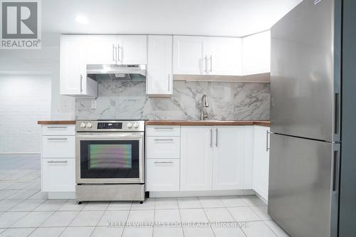 187 Fern Avenue, Toronto, ON - Indoor Photo Showing Kitchen