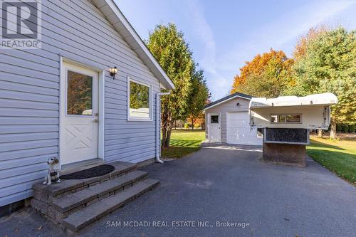 5174 Concession Road 5 Road, Clearview, ON - Outdoor With Deck Patio Veranda