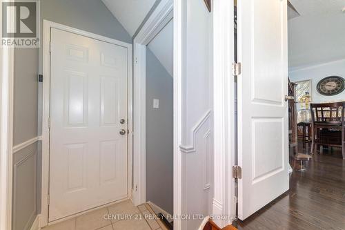 1132 Park Ridge Drive, Oshawa, ON - Indoor Photo Showing Other Room