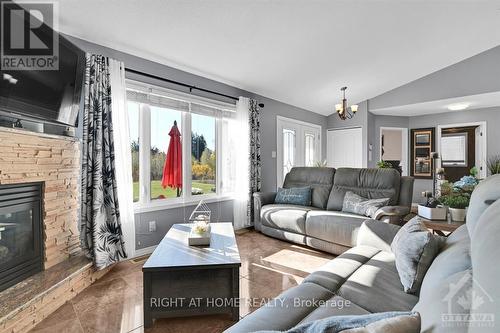 117 Moise-Gendron Street, Clarence-Rockland, ON - Indoor Photo Showing Living Room With Fireplace