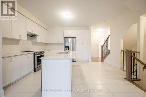 3265 Sixth Line, Oakville, ON - Indoor Photo Showing Kitchen With Upgraded Kitchen