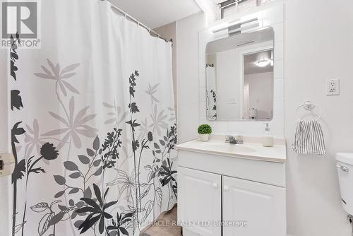 36 Driftwood Crescent, Brampton, ON - Indoor Photo Showing Bathroom