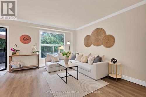 36 Driftwood Crescent, Brampton, ON - Indoor Photo Showing Living Room