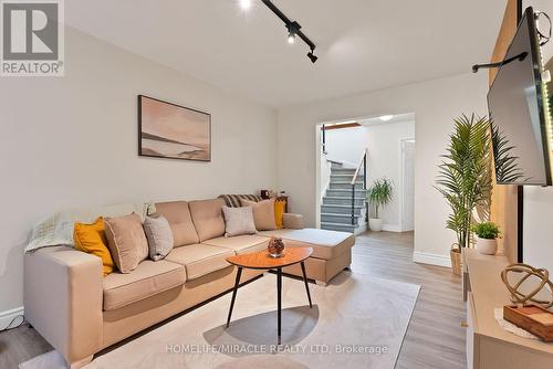 36 Driftwood Crescent, Brampton, ON - Indoor Photo Showing Living Room