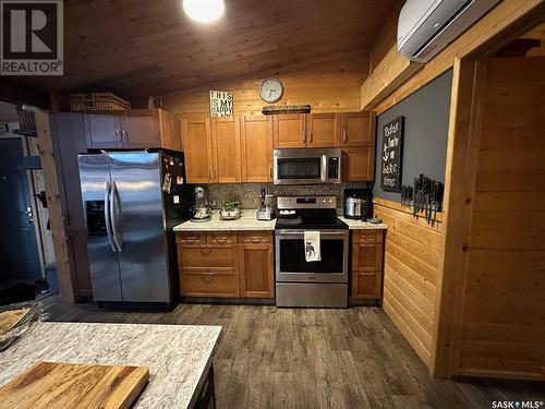 2003 Fox Street, Missinipe, SK - Indoor Photo Showing Kitchen With Stainless Steel Kitchen