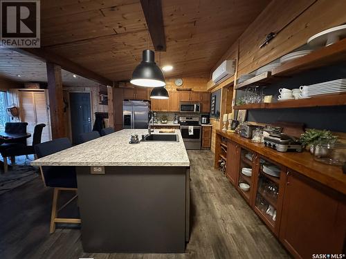 2003 Fox Street, Missinipe, SK - Indoor Photo Showing Kitchen With Upgraded Kitchen