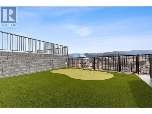 1505 Fairwood Lane, Kelowna, BC - Outdoor