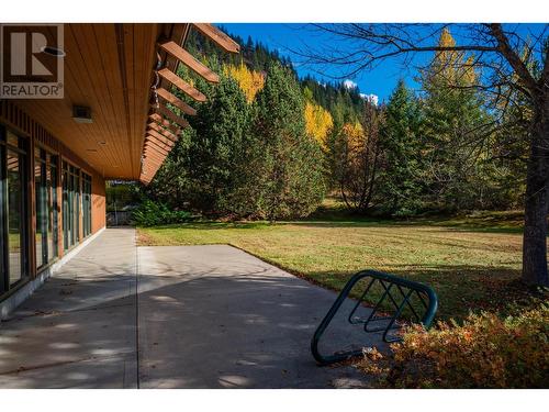 1746 Sandner Frontage Road, Christina Lake, BC 