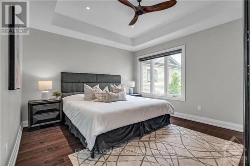 598 Golden Avenue, Ottawa, ON - Indoor Photo Showing Bedroom