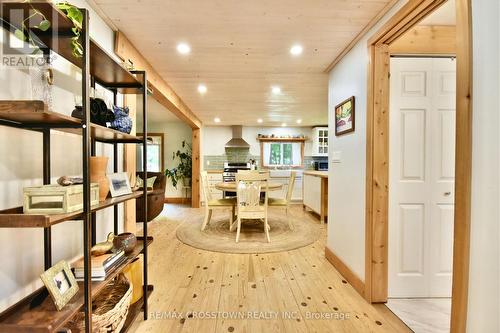 1001 Evergreen Court, Gravenhurst, ON - Indoor Photo Showing Other Room