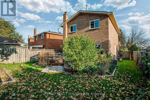 2 Langholm Court, Brampton, ON - Outdoor