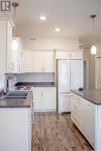 S 109 5Th Avenue S, St. Brieux, SK - Indoor Photo Showing Kitchen With Double Sink