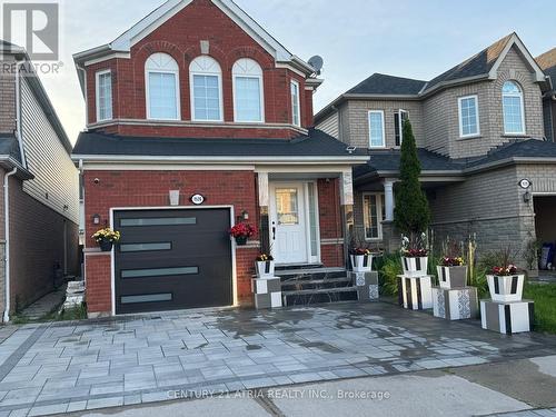 1526 Avonmore Square, Pickering, ON - Outdoor With Facade