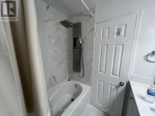 95 Daniels Crescent, Ajax, ON - Indoor Photo Showing Bathroom