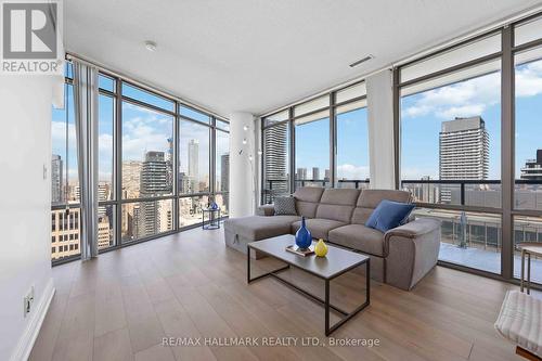 3705 - 832 Bay Street, Toronto, ON - Indoor Photo Showing Living Room