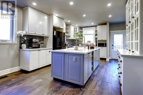 20 Victoria Avenue, Halton Hills, ON - Indoor Photo Showing Kitchen