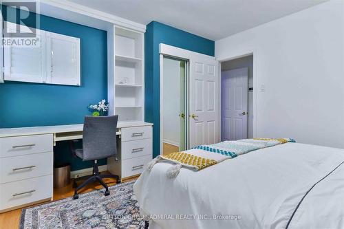 135 Elgin Street, Markham, ON - Indoor Photo Showing Bedroom