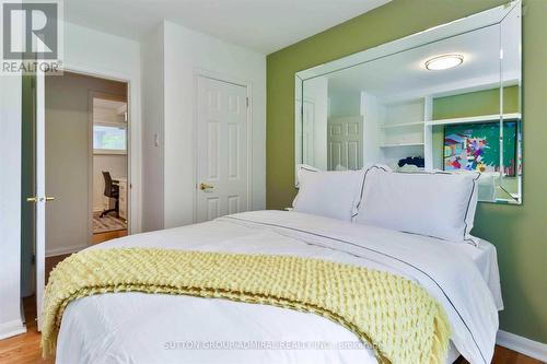 135 Elgin Street, Markham, ON - Indoor Photo Showing Bedroom