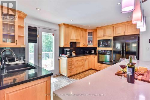 135 Elgin Street, Markham, ON - Indoor Photo Showing Kitchen With Double Sink