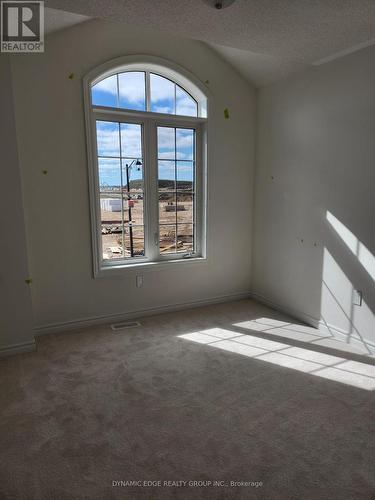 139 Henshaw Drive, Erin, ON - Indoor Photo Showing Other Room