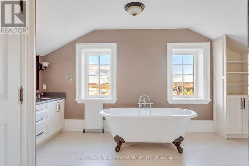 17225 Hwy 27, King, ON - Indoor Photo Showing Bathroom